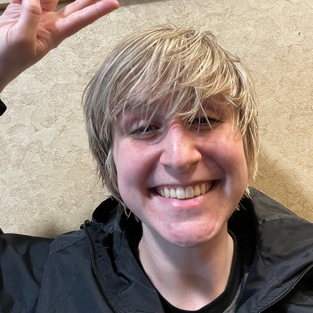 Meet your Posher, Michaela